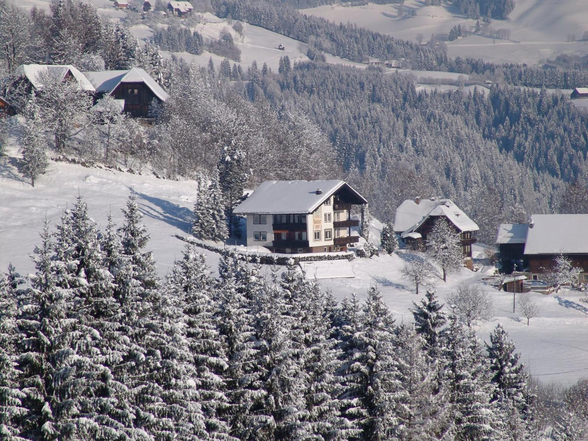 Cozy Apartment In Afritz Am See Near Gerlitzen Ski Area Luaran gambar