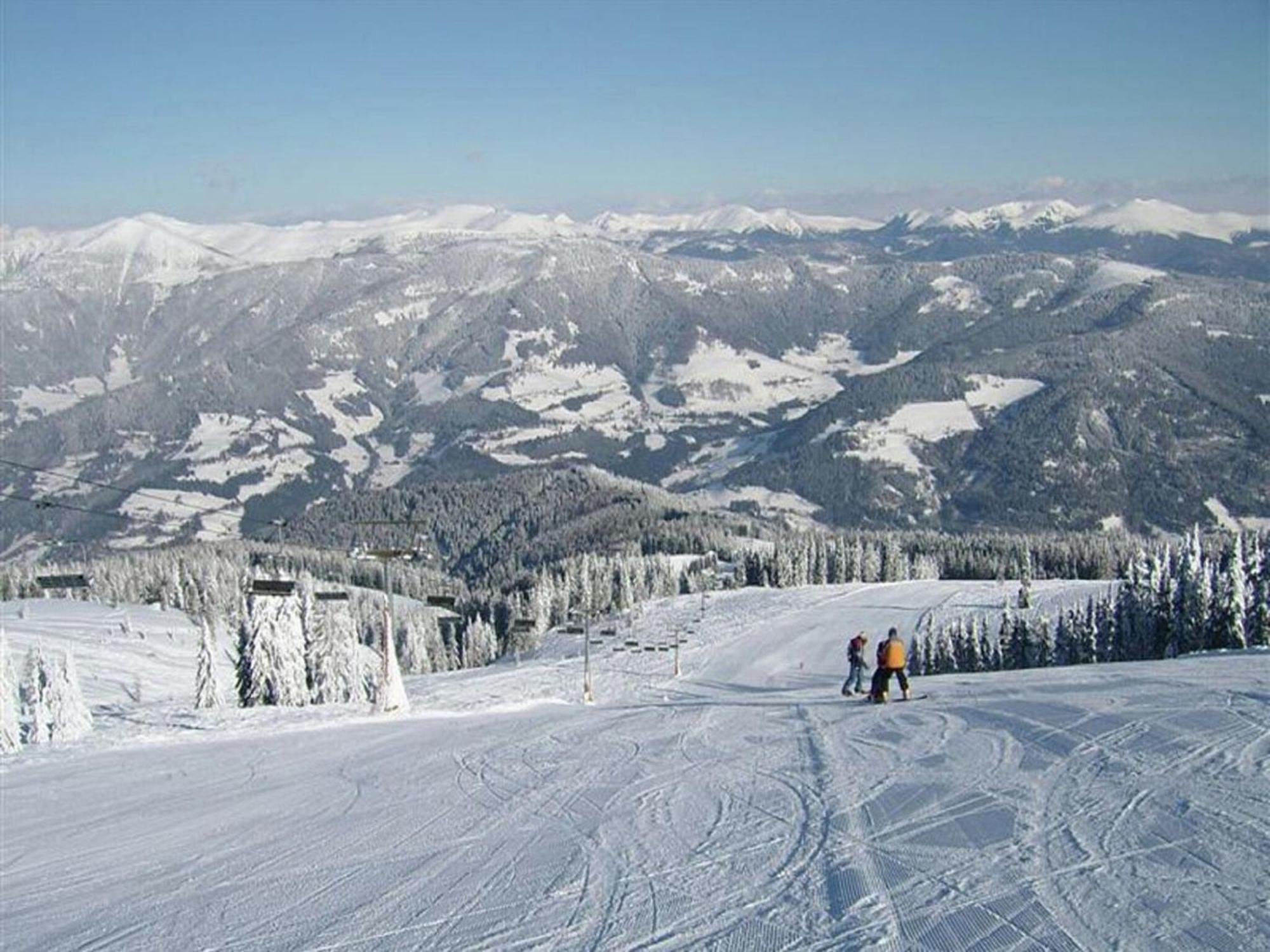 Cozy Apartment In Afritz Am See Near Gerlitzen Ski Area Luaran gambar