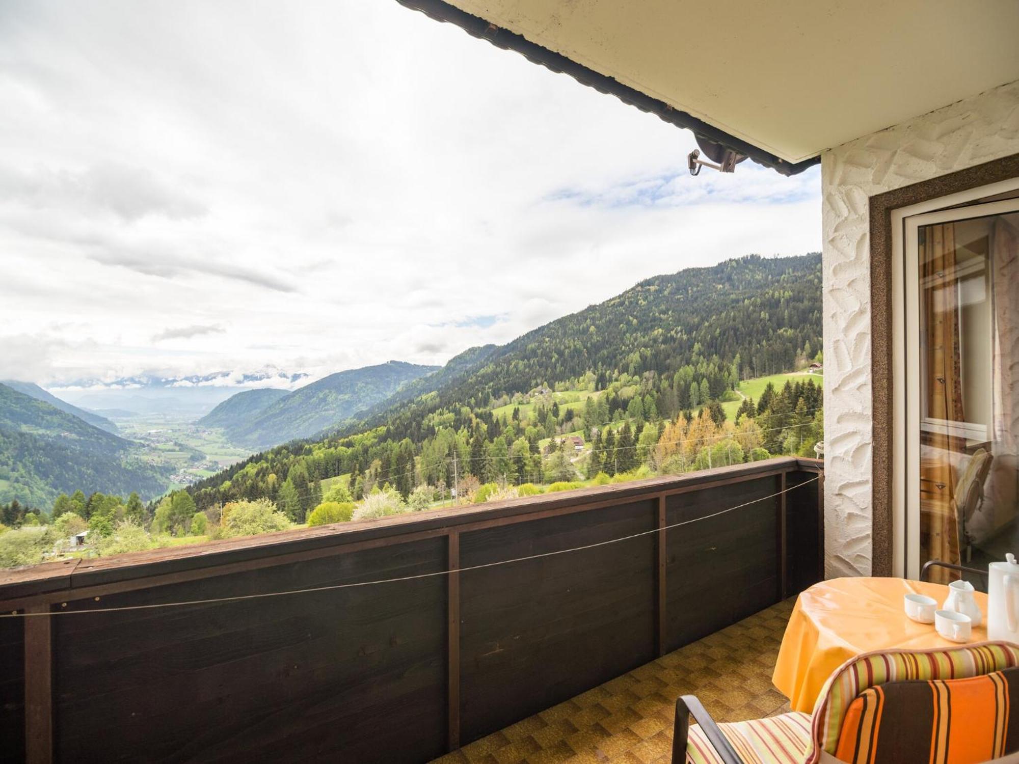 Cozy Apartment In Afritz Am See Near Gerlitzen Ski Area Luaran gambar