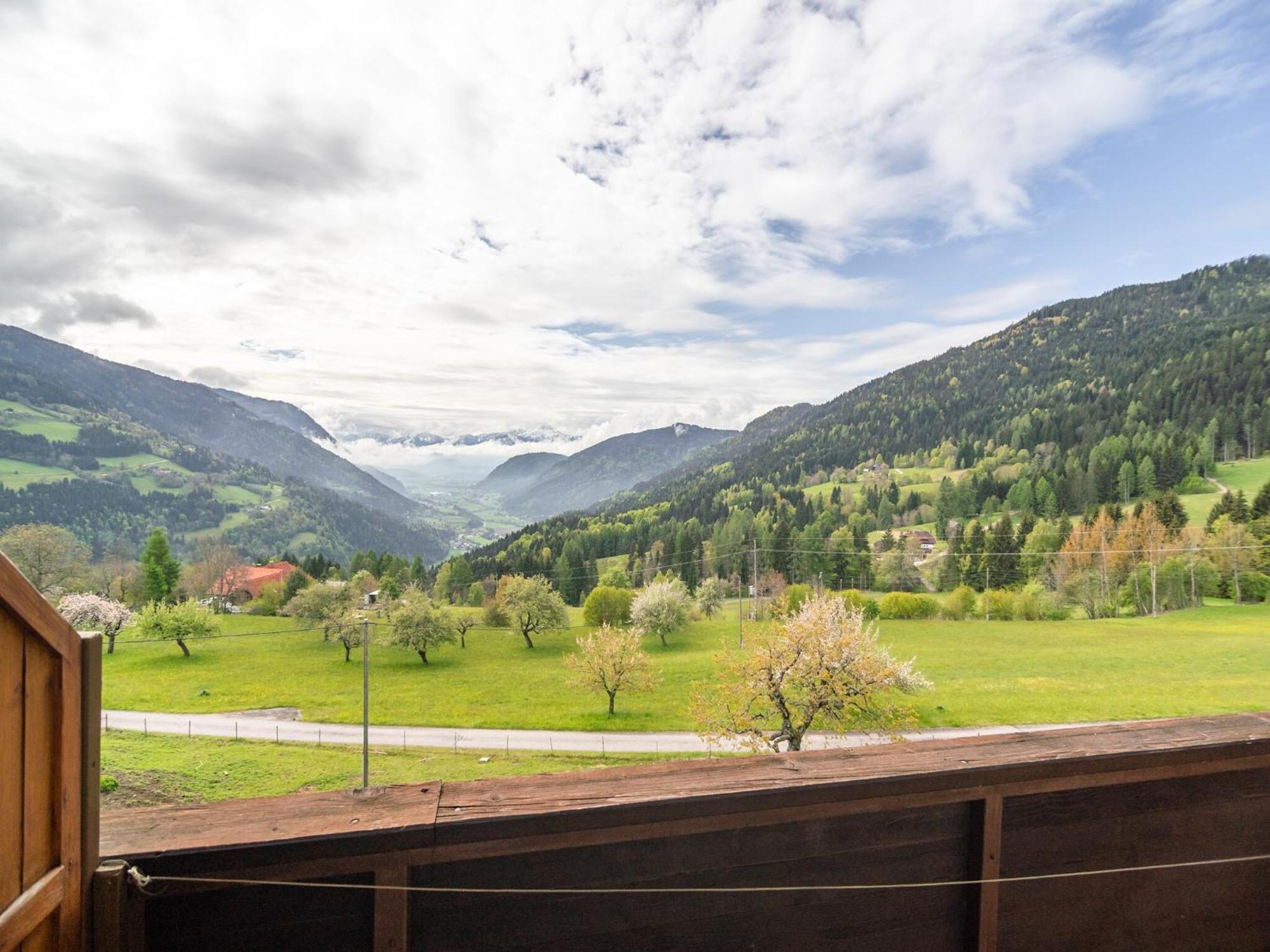 Cozy Apartment In Afritz Am See Near Gerlitzen Ski Area Luaran gambar