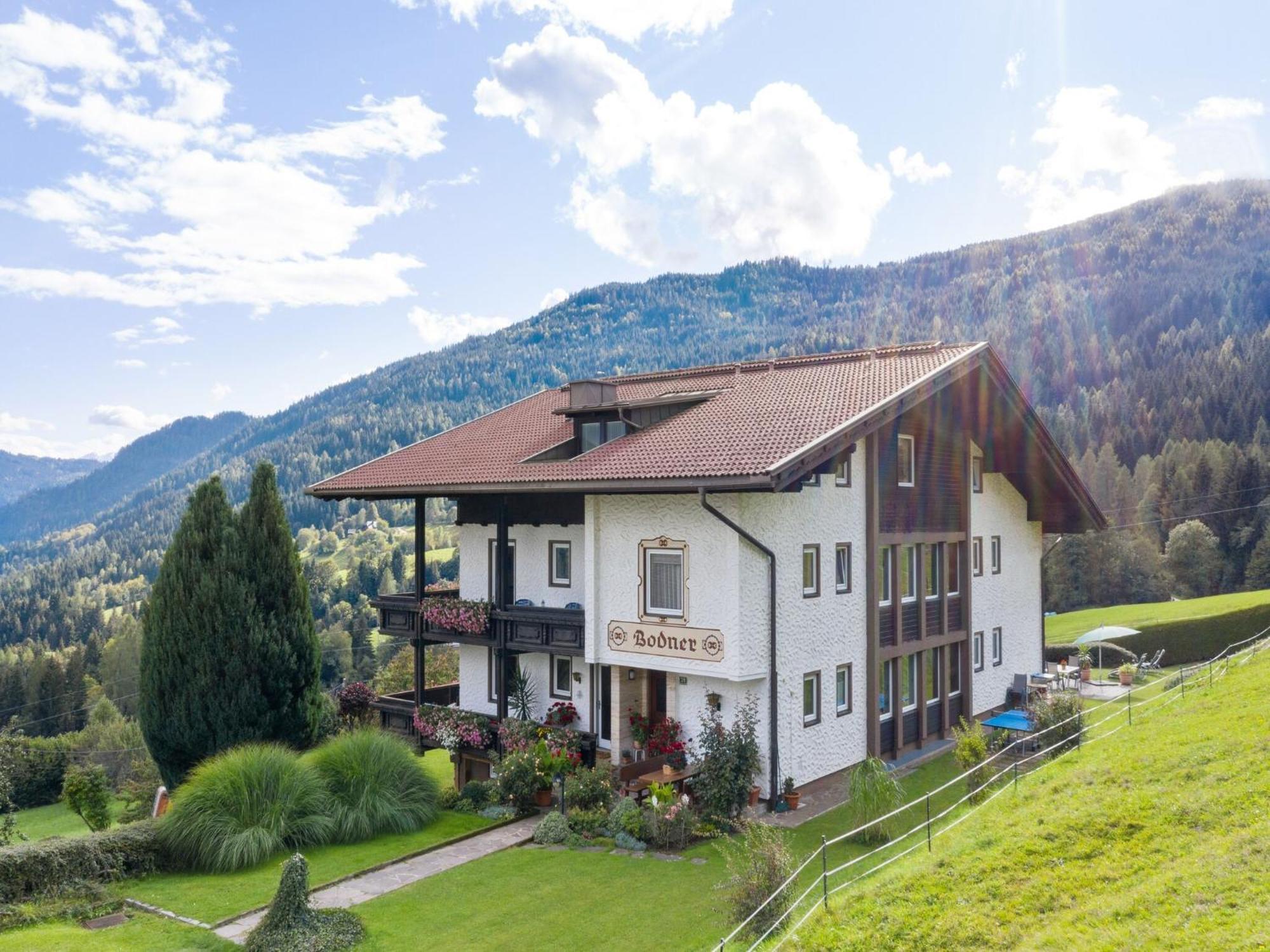 Cozy Apartment In Afritz Am See Near Gerlitzen Ski Area Luaran gambar